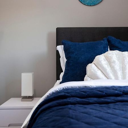 Stylish George Street Apartment Піблс Екстер'єр фото