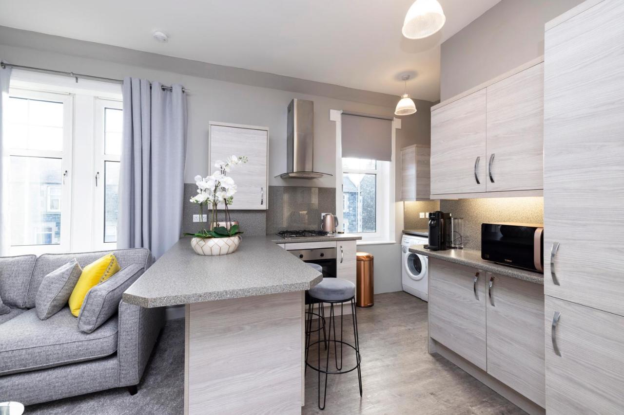 Stylish George Street Apartment Піблс Екстер'єр фото