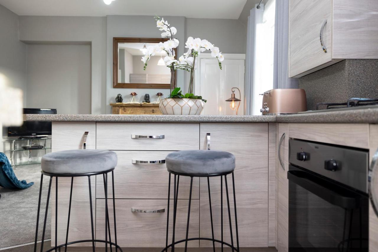 Stylish George Street Apartment Піблс Екстер'єр фото