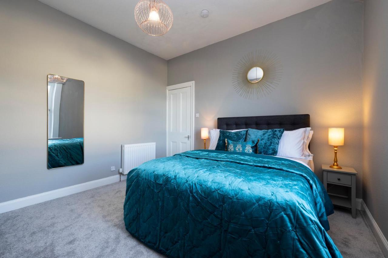 Stylish George Street Apartment Піблс Екстер'єр фото